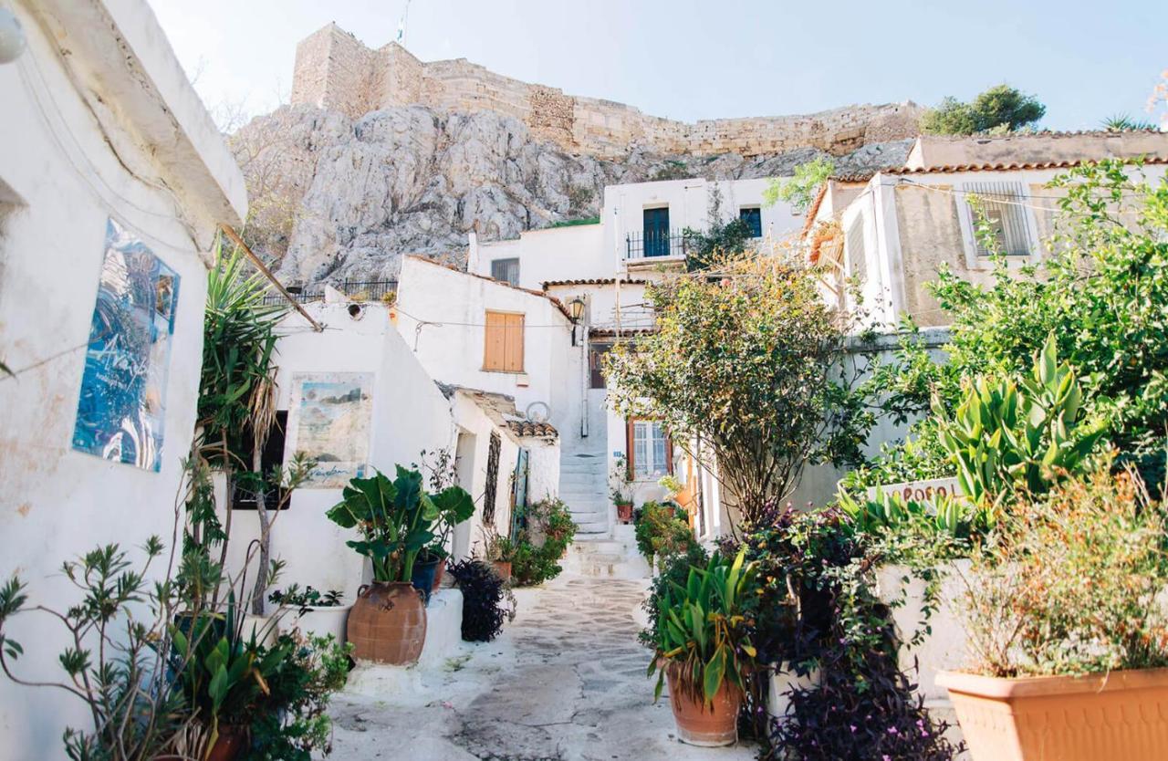 2 Bedroom Apt - Live Like A Local In Kolonaki Athen Exterior foto
