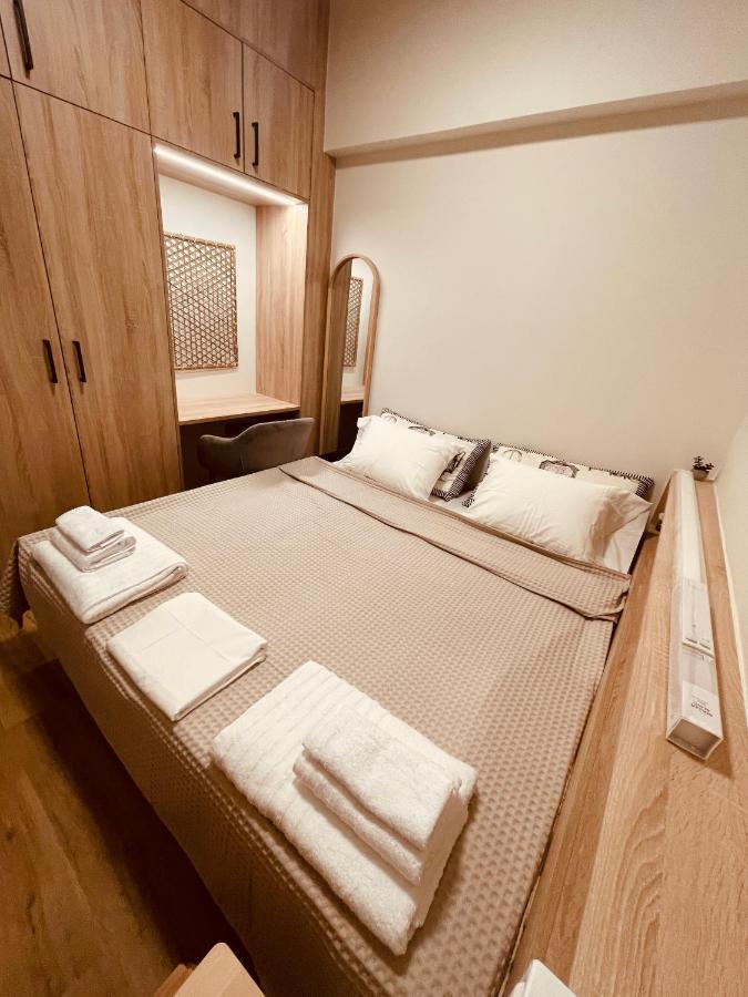 2 Bedroom Apt - Live Like A Local In Kolonaki Athen Exterior foto